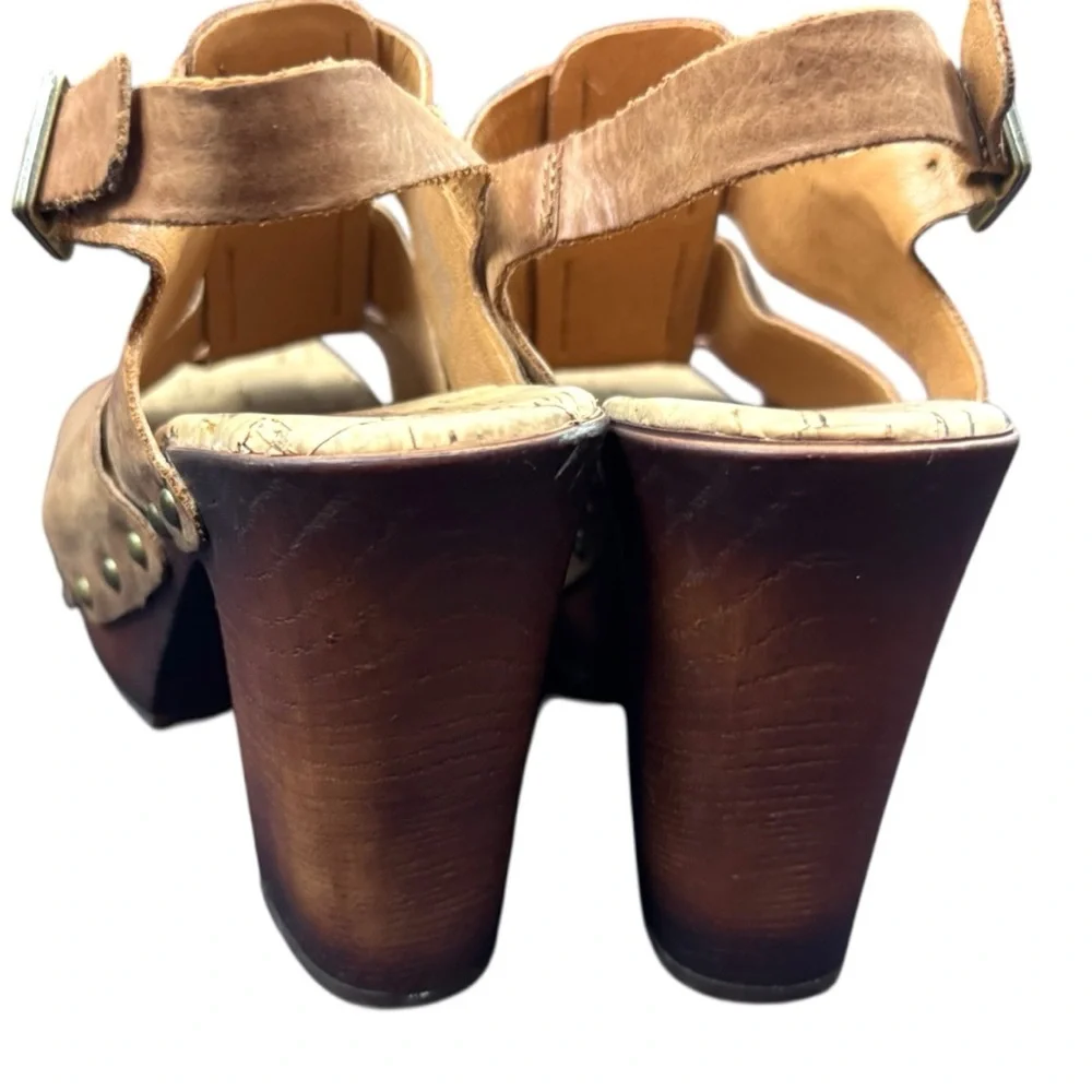 leather platform